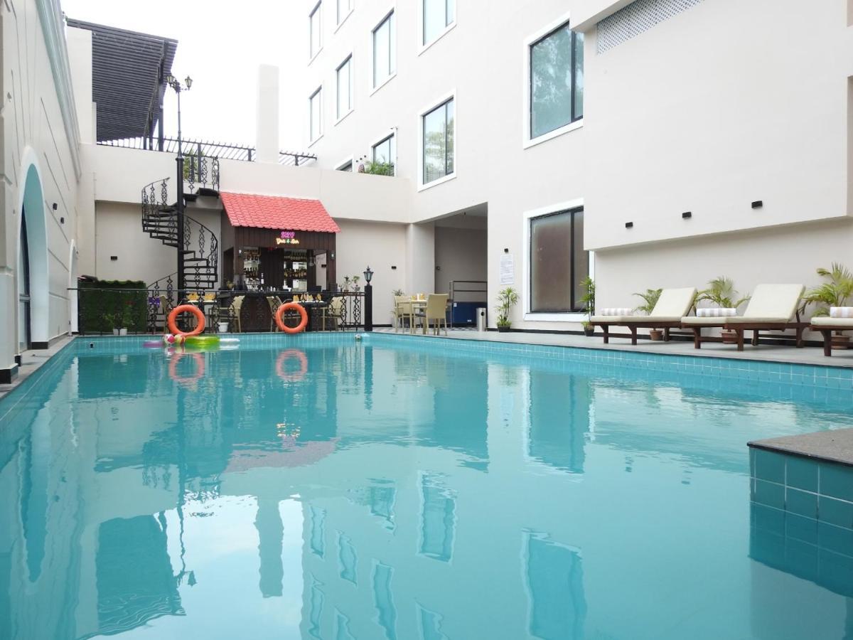 Hotel Polo Towers Agartala Exterior foto